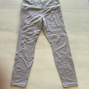 Athleta | Stash Pocket Moto Tight Powervita Lilac Stone Leggings